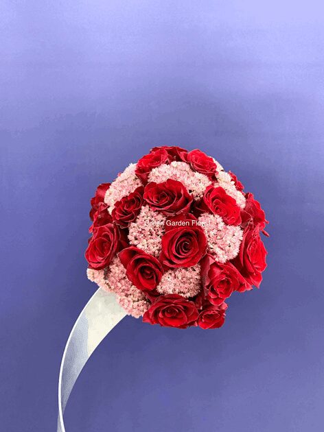 A Thousand Kisses Bouquet Red rose bouquet for anniversary — Flower Empire Aurora florist serving Toronto