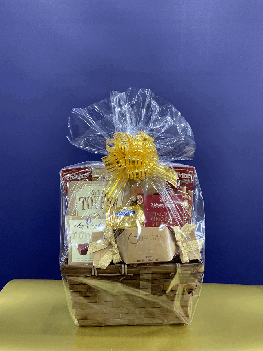 Sweet Wishes Gift Basket (GB-201) rose floral arrangement for gift baskets — Flower Empire Aurora florist serving Burlington