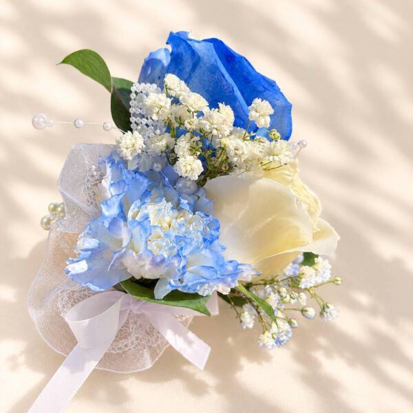 Blue & Ivory Luxe Corsage